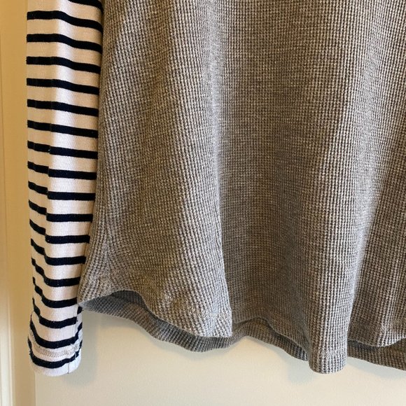 Splendid Striped Sleeve Thermal Baseball Shirt - Picture 6 of 8